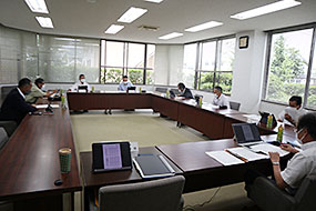 令和4年度 第1回総務委員会を開催